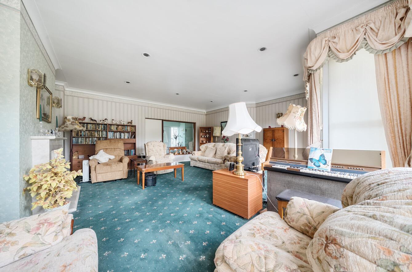 Gower Road, Sketty, Swansea, SA2 9JJ